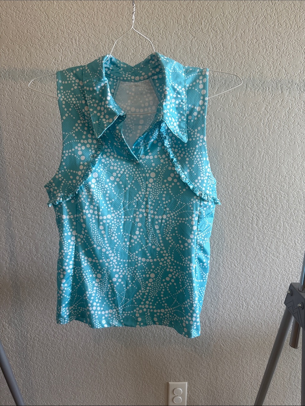 Gotten Sleeveless Turquoise Dot-Print Collared golf shirt